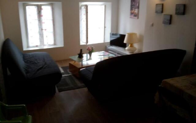 Duplex 2 au centre de MIRECOURT