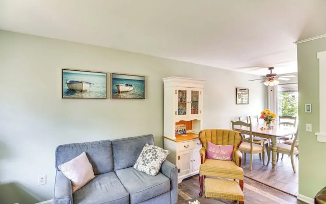 Bright Narragansett Beach Escape w/ Deck & Yard!