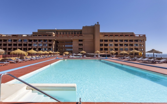 Отель Las Palmeras Affiliated by FERGUS 