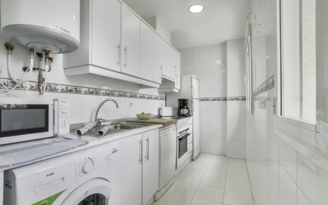 Apartment - 2 Bedrooms with Pool and WiFi - 104981