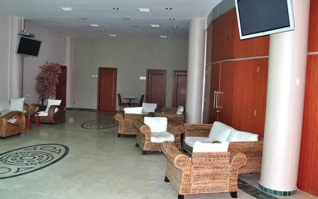 Holiday & Leisure Club