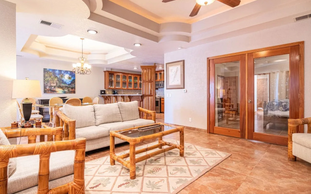 Lighthouse Beach Villas