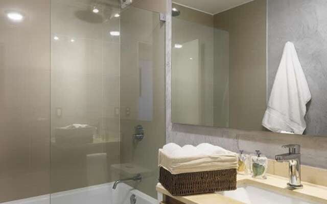 w Cozy 2BR in Luxury Building in Barranco