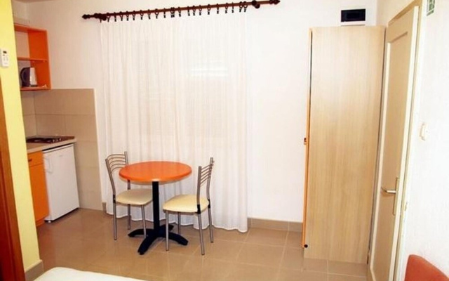 Apartments Sini