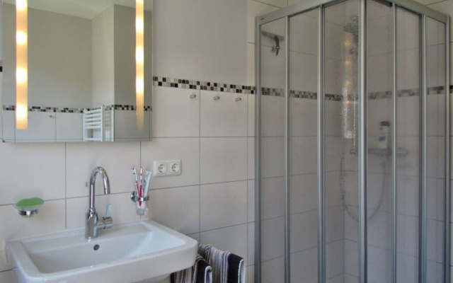 Haus Kranich Modern Retreat