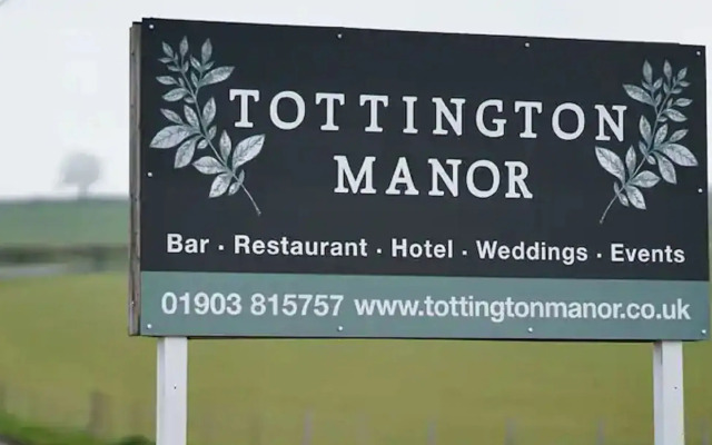Tottington Manor