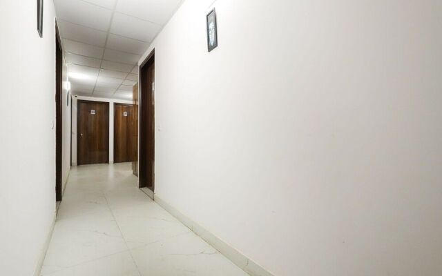 OYO 28606 Kavya Residency