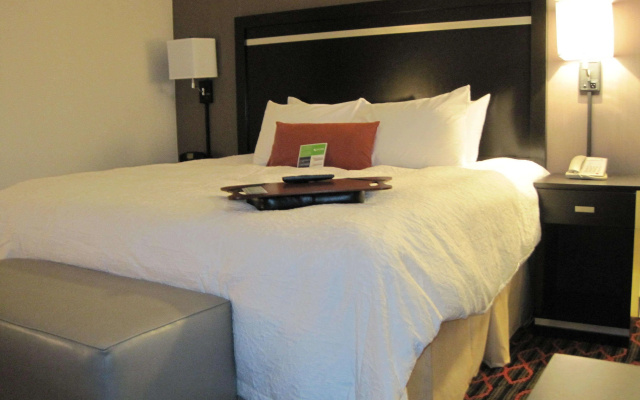 Hampton Inn by Hilton Fort Saskatchewan - фото 3