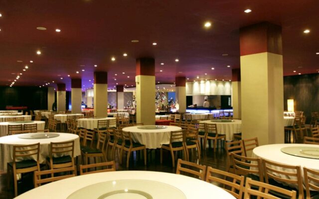 Mikie Holiday Resort & Hotel
