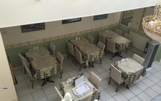 Ayah Villa Guest House