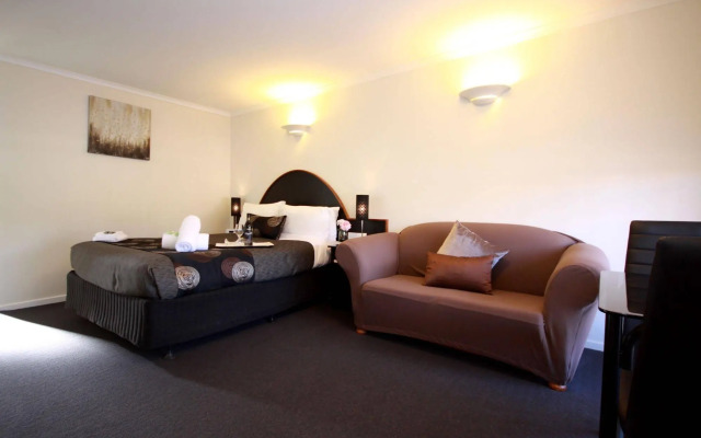 Gateway Motor Inn