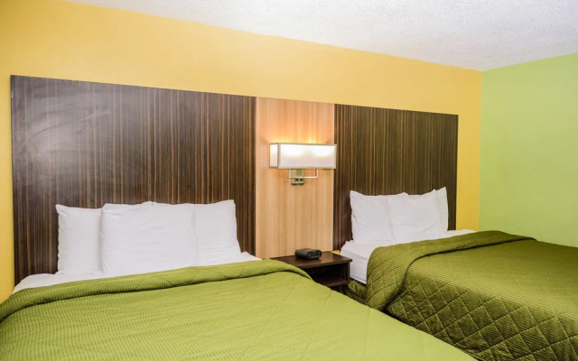 University Manor Inn