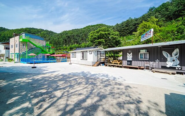 Cheongpyeong Yeoul Pension