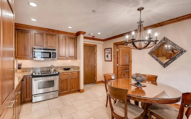Westwind 201 2BD 2BA Plat. Condo