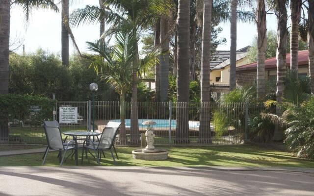 Sandbar Motel