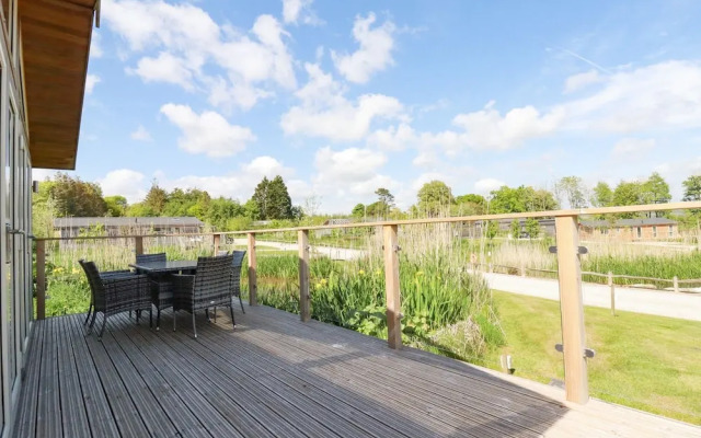 5 Meadow Retreat