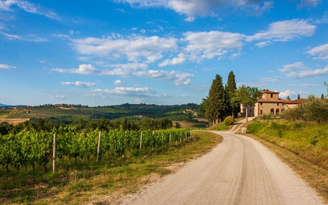 Villa Ademollo with Pool in Chianti Hills