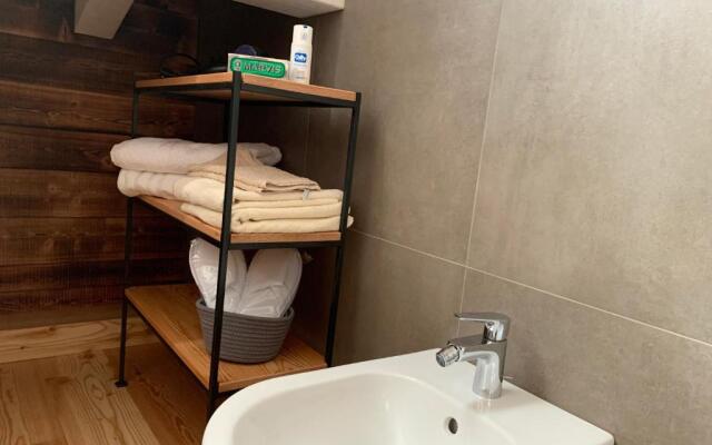 Camelot Luxury Houses Horses