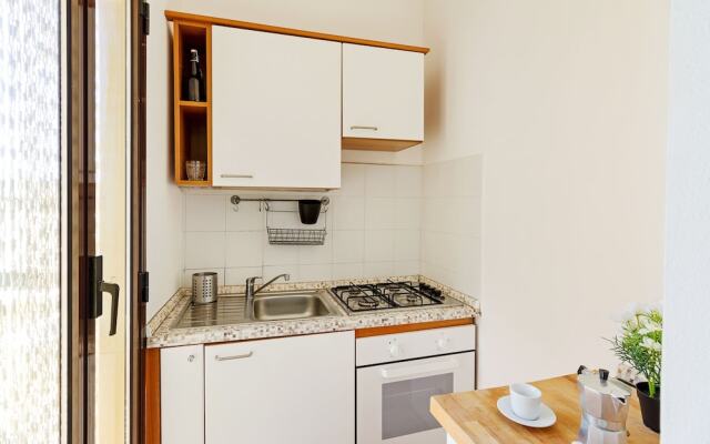 Le Palme Apt with Terrace and Sea View