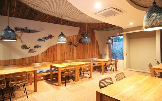 Dugong Village-Green Hotel