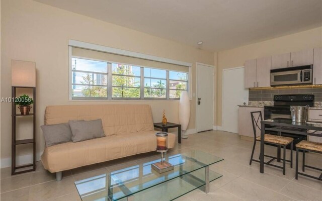 Wonderful 2br With BBQ Next to Gulfstream :)