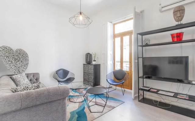 Remarkable 3 Bedroom Apartment in L'eixample
