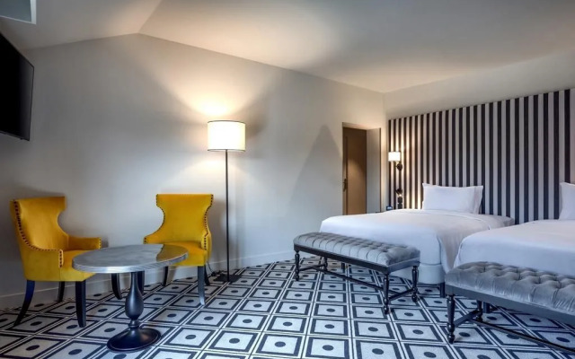 Doubletree By Hilton Carcassonne