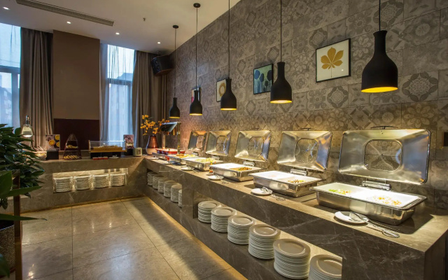 Yitel Collection Shenyang Hunnan Olympic Sports Center Wanda Plaza