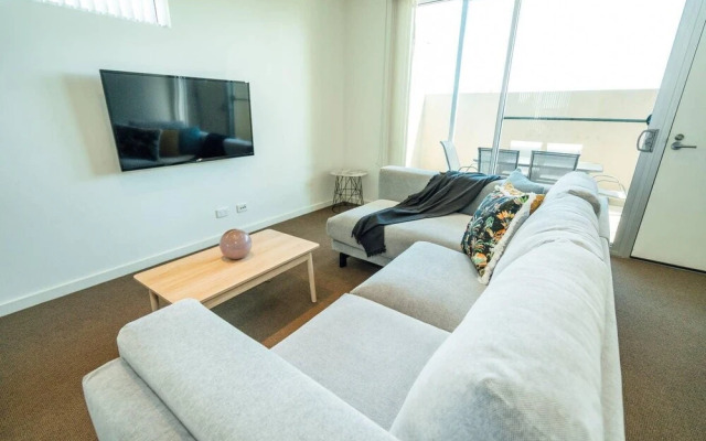 The Cove @ New Port-Pool - Spa - Sauna - Gym & More