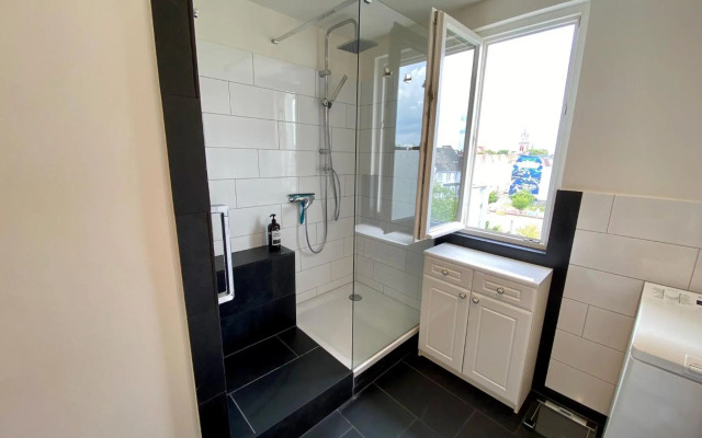 Wölkchen - Wohnung mit Balkon, Holzdielen & TV