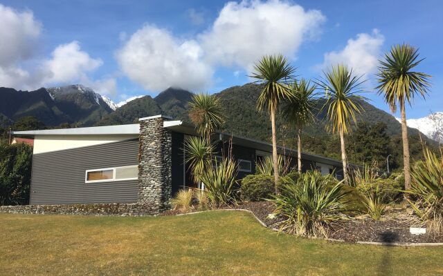The Westhaven Motel