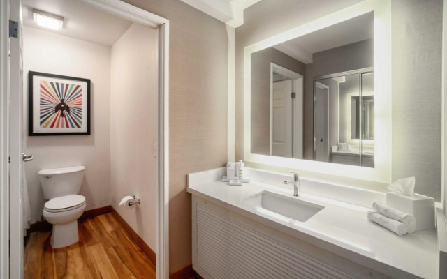 The Kinney - Venice Beach