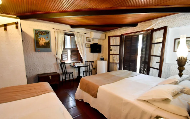 Hotel Britannia - Penedo