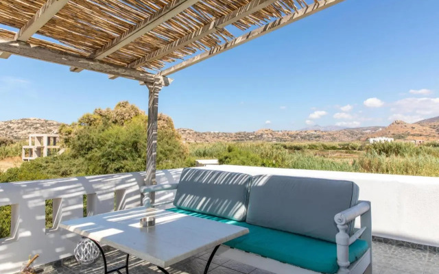 Tolakis Studios