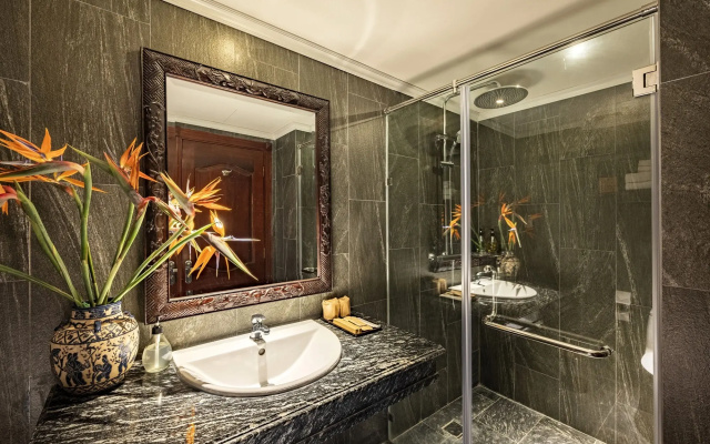 Amanaki Saigon Boutique
