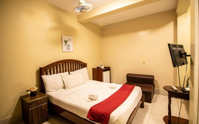 Kiwi Hotel