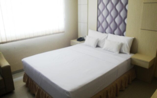 D'Blitz Hotel