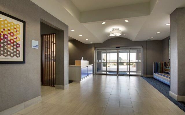 Holiday Inn Express Vernon College Area Highway 287