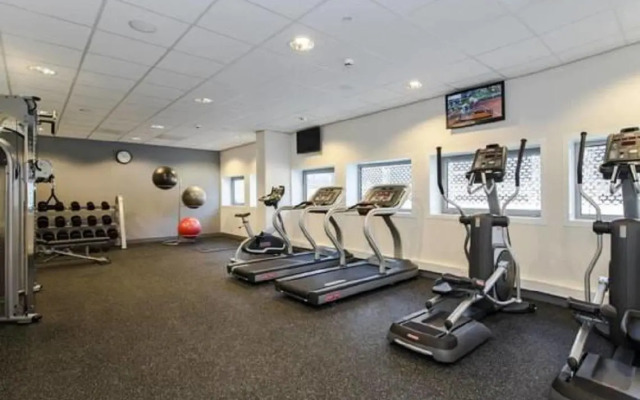 Hampton by Hilton Antwerp Central Station