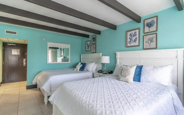 201 Little Harbor Inn