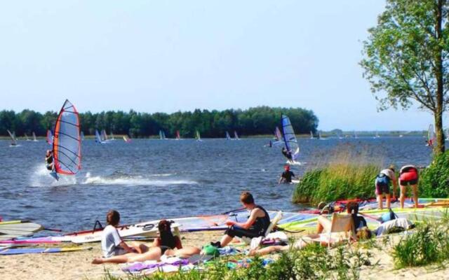 Beach Chalet Bad Hoophuizen VU43