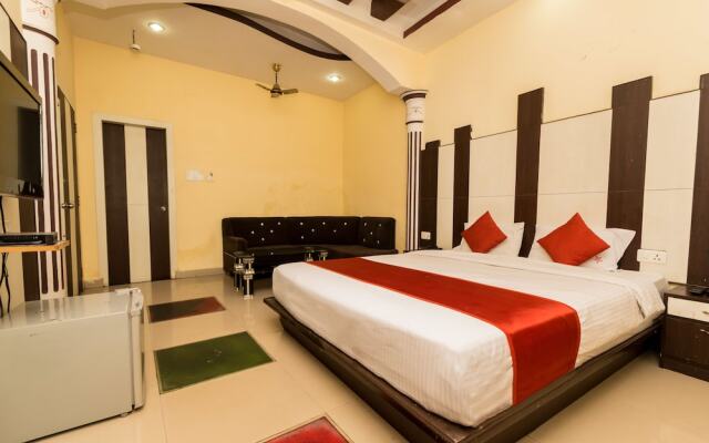 OYO 3276 Hotel Rockstar Suites