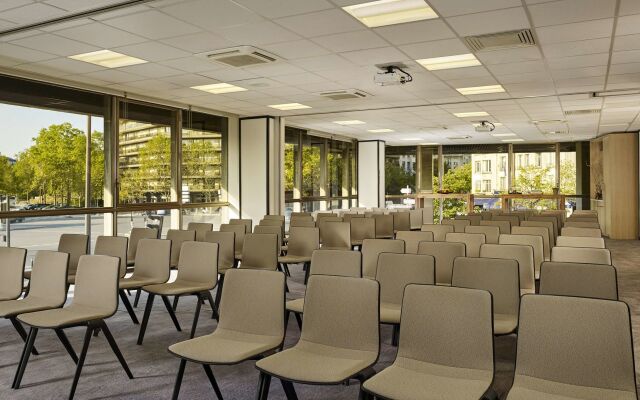 Отель Hyatt Regency Paris Etoile