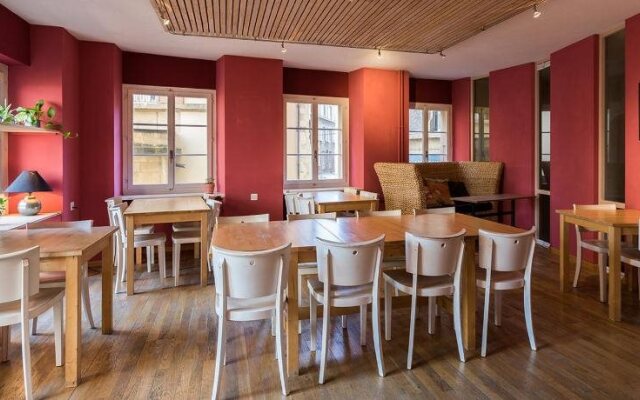 Le Café-Hôtel de L'Aubier
