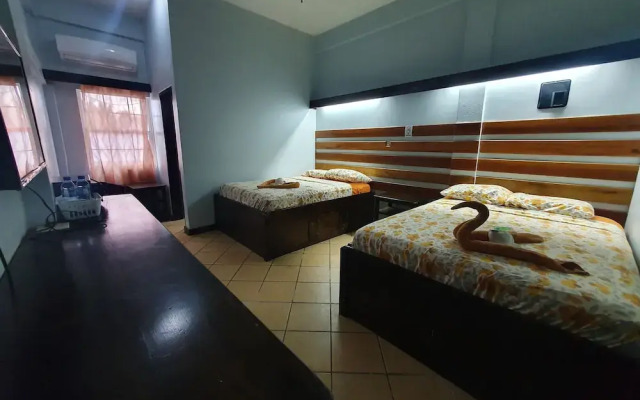 sky Inn