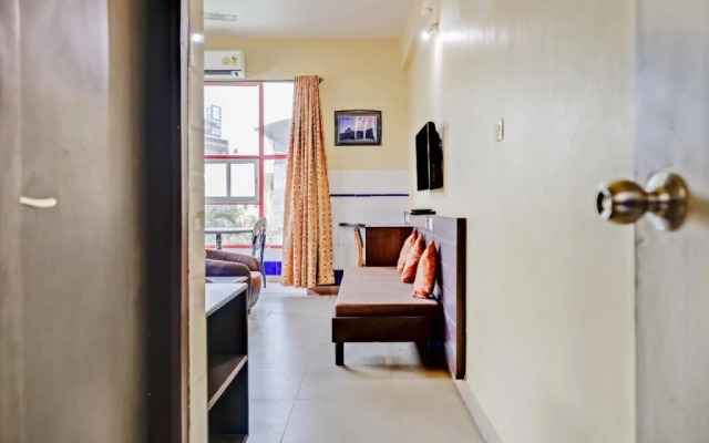 Shanthi Royal by OYO Rooms