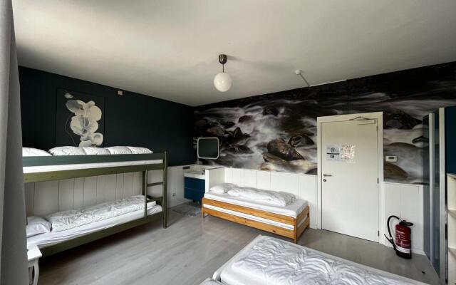 Ardennes farmhouse with heated indoor pool and bubble bath