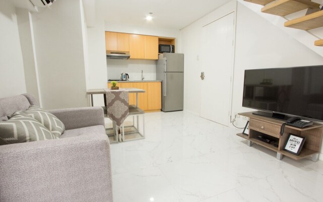 Oasis Regency at Fort Victoria BGC