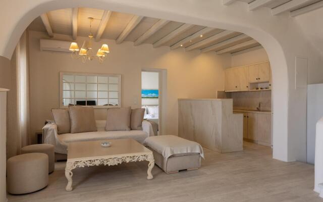 Luxury House with Private Jacuzzi 2A