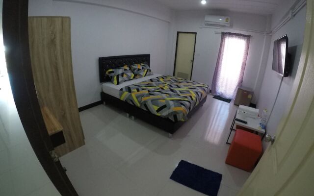 Bun Som Apartment